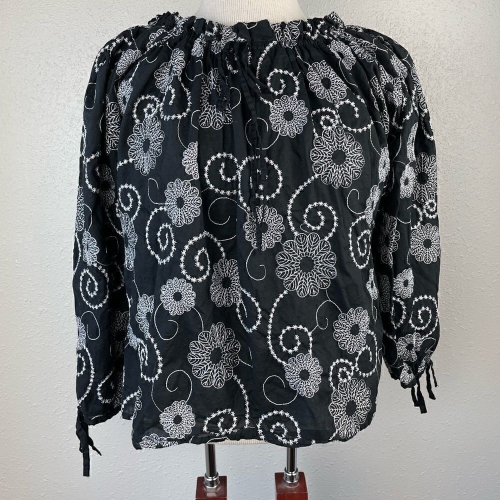 Luciano Dante Black & White Floral Top Size L EUC